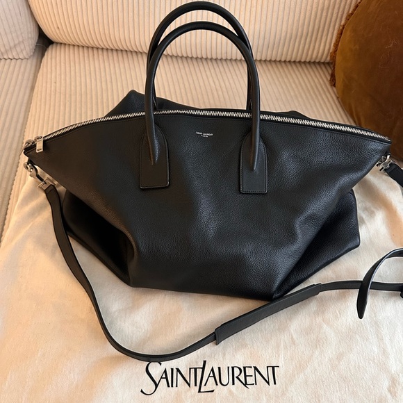 Saint Laurent travel bag - Picture 2 of 6